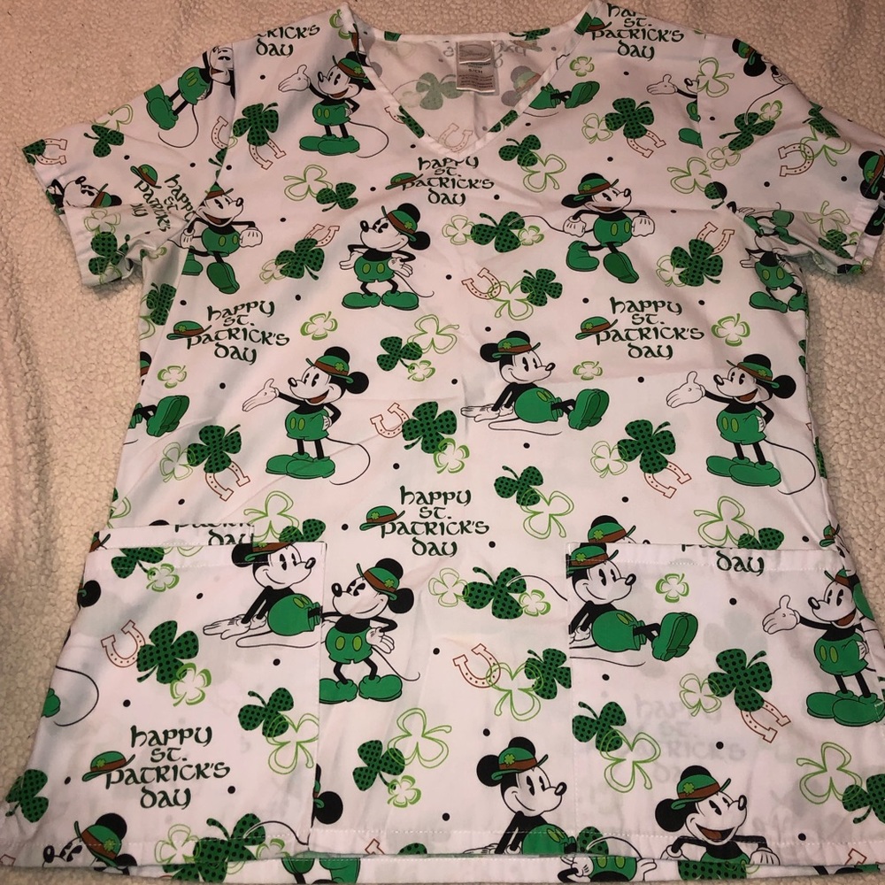 St. Patty’s Day Scrub Top - Size Small